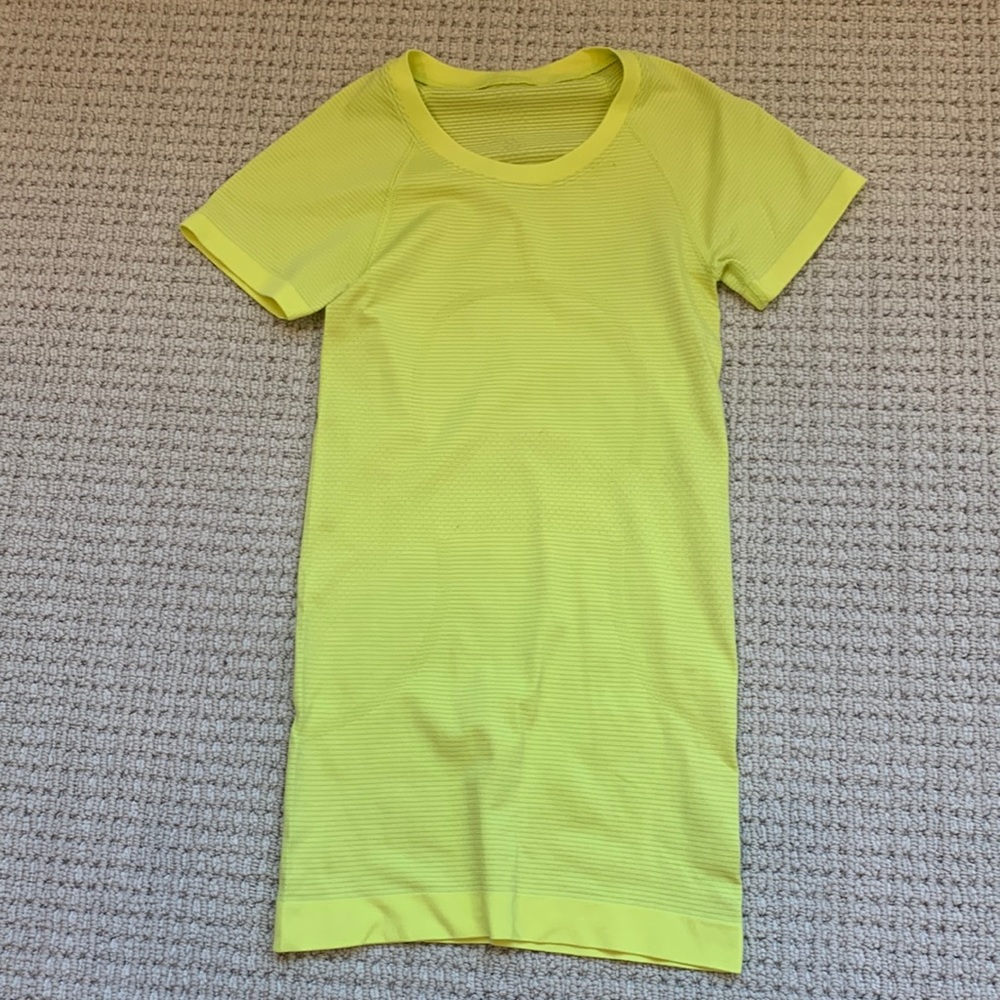 Lululemon top